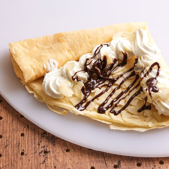 almond chocolate whipped cream